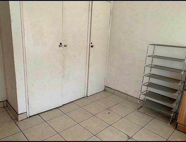 3 BEDROOM FLAT FOR SALE IN VEREENIGING CENTRAL